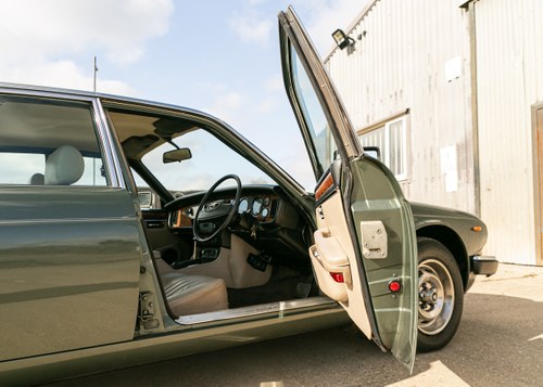 1984 Jaguar XJ6 4.2 V8 Sovereign à vendre (picture 24 of 197)
