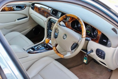 2003 Jaguar XJ6 3.0 For Sale (picture 31 of 93)