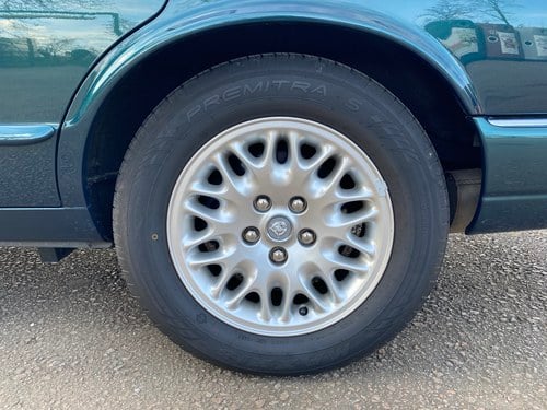 2002 Jaguar XJ 3.2 Executive (X308) à vendre (picture 19 of 180)