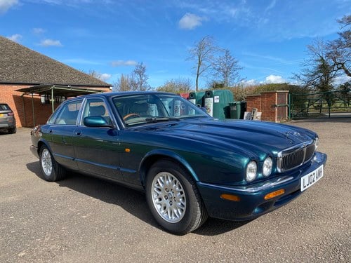 2002 Jaguar XJ 3.2 Executive (X308) For Sale (picture 8 of 254)