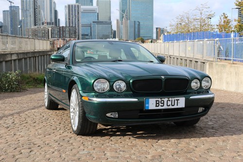 2004 Jaguar XJ8 3.5 Sport (X350) For Sale (picture 1 of 90)