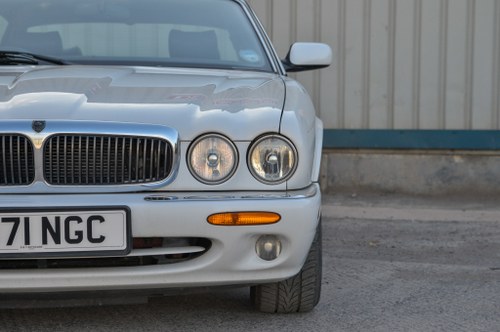 1998 Jaguar XJ8 Auto For Sale (picture 61 of 86)