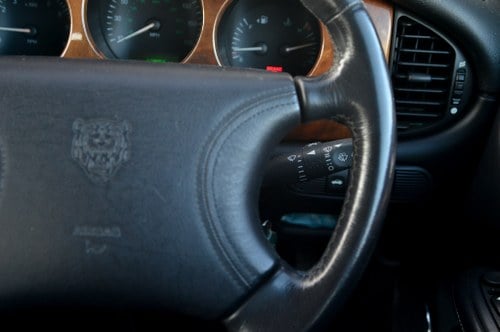 1998 Jaguar XJ8 Auto For Sale (picture 35 of 86)