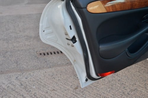 1998 Jaguar XJ8 Auto For Sale (picture 18 of 86)