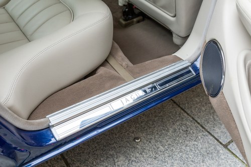 2000 Jaguar XJ8 Auto 3.2L V8 (X308) In vendita (immagine 76 di 230)