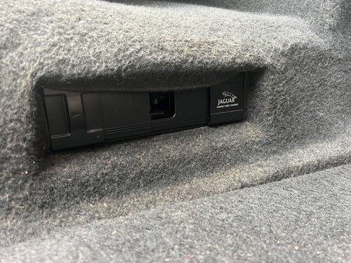 2000 Jaguar XJ8 Auto 3.2L V8 (X308) In vendita (immagine 173 di 230)