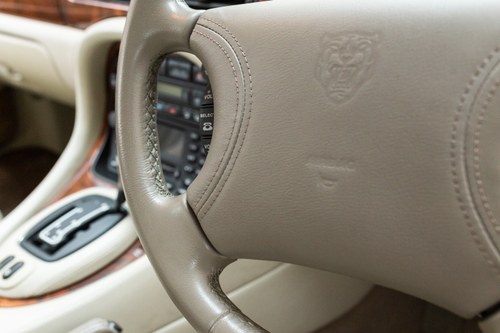 2000 Jaguar XJ8 Auto 3.2L V8 (X308) In vendita (immagine 70 di 230)