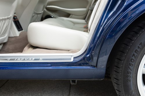 2000 Jaguar XJ8 Auto 3.2L V8 (X308) In vendita (immagine 157 di 230)