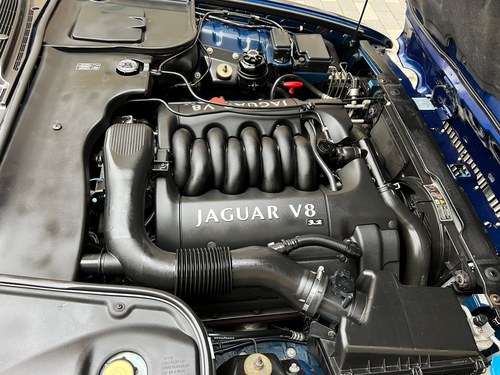 2000 Jaguar XJ8 Auto 3.2L V8 (X308) In vendita (immagine 191 di 230)
