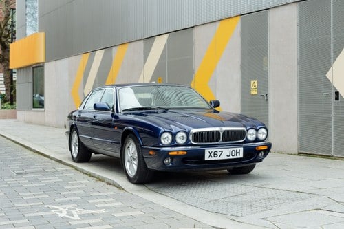 2000 Jaguar XJ8 Auto 3.2L V8 (X308) In vendita (immagine 3 di 230)