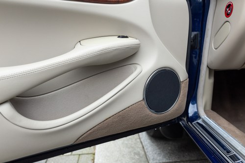 2000 Jaguar XJ8 Auto 3.2L V8 (X308) In vendita (immagine 41 di 230)