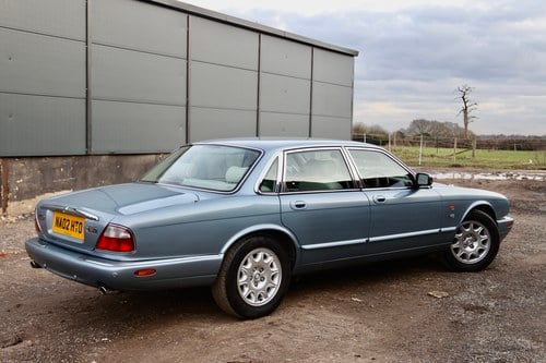2002 Jaguar XJ8 Executive SE For Sale (picture 9 of 84)