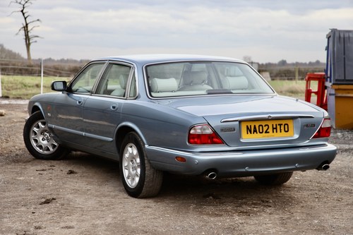 2002 Jaguar XJ8 Executive SE For Sale (picture 11 of 84)