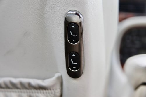 1998 Jaguar XJ8 4.0 Sovereign LWB For Sale (picture 50 of 99)