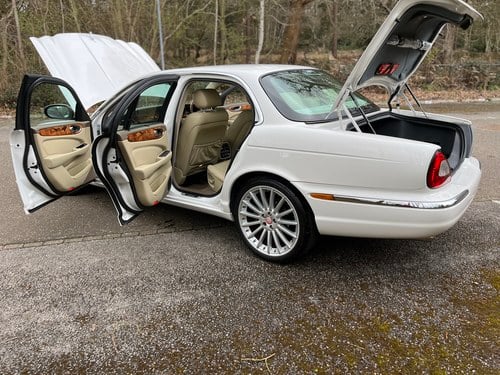 2005 Jaguar XJ8 SE zum Verkauf (Bild 19 von 89)