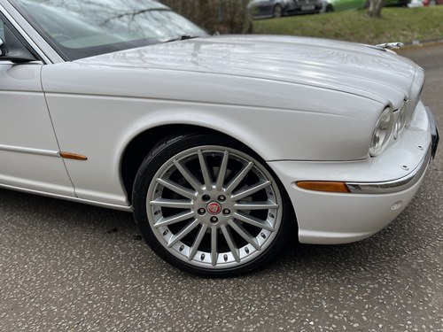 2005 Jaguar XJ8 SE zum Verkauf (Bild 81 von 89)