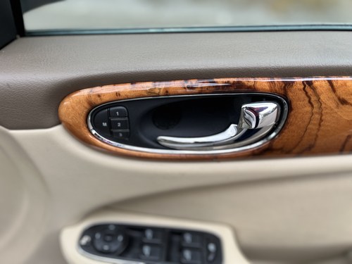 2005 Jaguar XJ8 SE zum Verkauf (Bild 30 von 89)