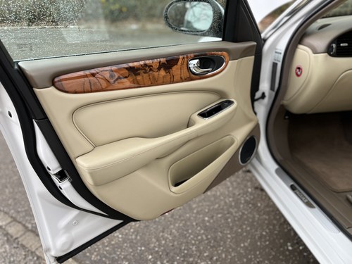 2005 Jaguar XJ8 SE zum Verkauf (Bild 55 von 89)