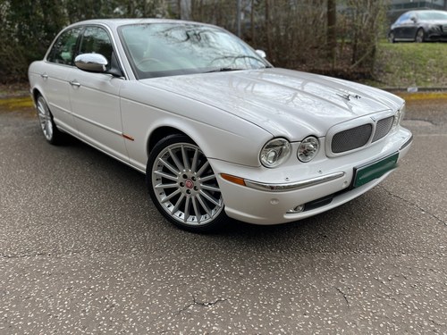 2005 Jaguar XJ8 SE zum Verkauf (Bild 2 von 89)