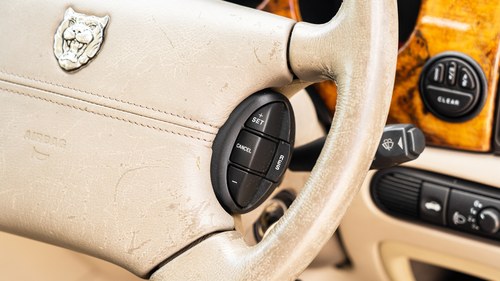 1998 Jaguar XJ8 Sovereign LWB (X308) Te koop (foto 27 van 108)