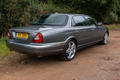 2005 Jaguar XJ8 Sovereign LWB (X350) In vendita (immagine 3 di 215)