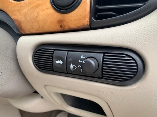 1999 Jaguar XJ8 For Sale (picture 31 of 108)