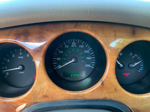 1999 Jaguar XJ8 For Sale (picture 29 of 108)