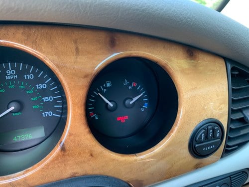 1999 Jaguar XJ8 For Sale (picture 30 of 108)