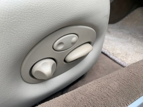 1999 Jaguar XJ8 For Sale (picture 46 of 108)