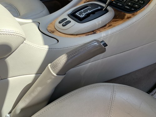 1999 Jaguar XJ8 For Sale (picture 37 of 108)