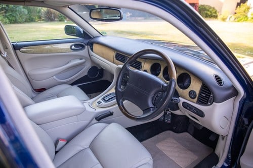 2000 Jaguar XJ8 For Sale (picture 33 of 164)