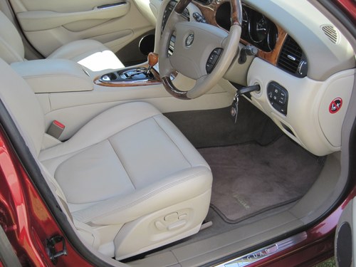 2003 Jaguar XJ8 4.2 V8 SE In vendita (immagine 14 di 64)