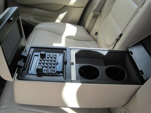 2003 Jaguar XJ8 4.2 V8 SE In vendita (immagine 21 di 64)