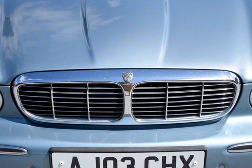 2003 Jaguar XJ8 Te koop (foto 114 van 176)