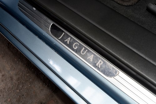 2003 Jaguar XJ8 Te koop (foto 49 van 176)