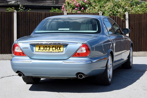 2003 Jaguar XJ8 Te koop (foto 18 van 176)