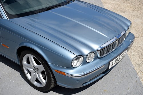 2003 Jaguar XJ8 Te koop (foto 113 van 176)