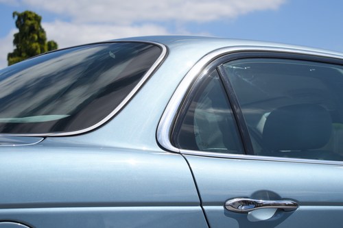 2003 Jaguar XJ8 Te koop (foto 103 van 176)