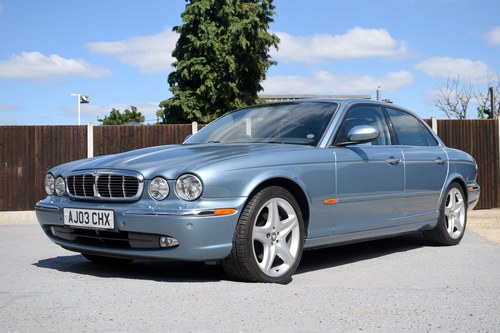 2003 Jaguar XJ8 Te koop (foto 1 van 176)