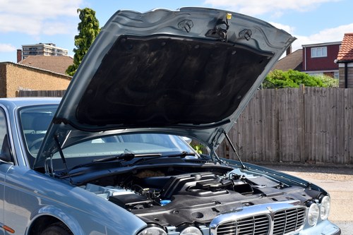 2003 Jaguar XJ8 Te koop (foto 149 van 176)