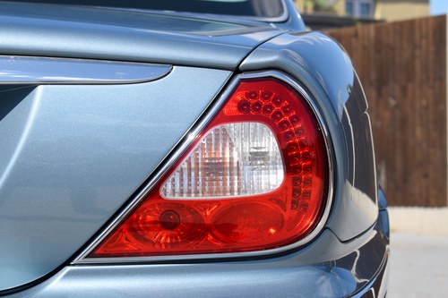 2003 Jaguar XJ8 Te koop (foto 88 van 176)