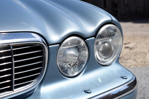 2003 Jaguar XJ8 Te koop (foto 146 van 176)