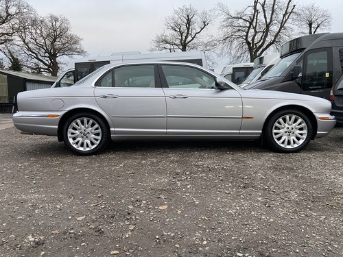 2004 Jaguar XJ8 3.5 V8 SE En venta (imagen 9 de 114)
