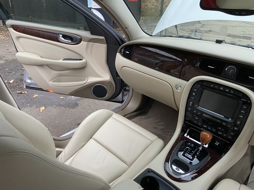 2004 Jaguar XJ8 3.5 V8 SE En venta (imagen 24 de 114)