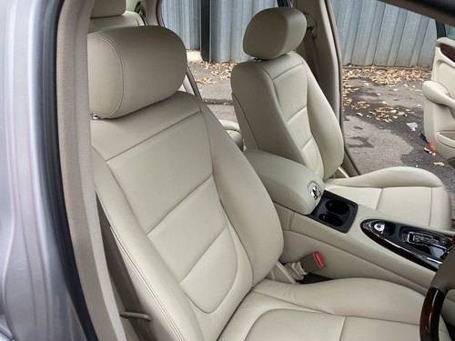 2004 Jaguar XJ8 3.5 V8 SE En venta (imagen 28 de 114)