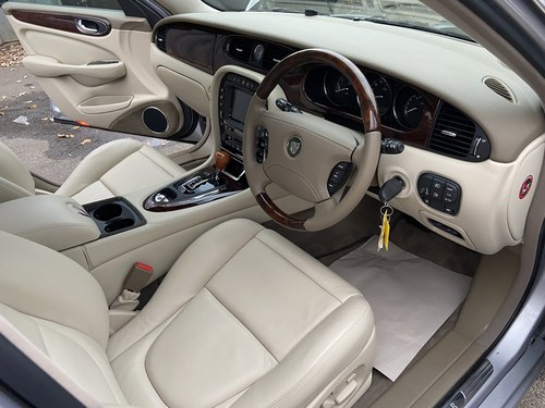 2004 Jaguar XJ8 3.5 V8 SE En venta (imagen 20 de 114)