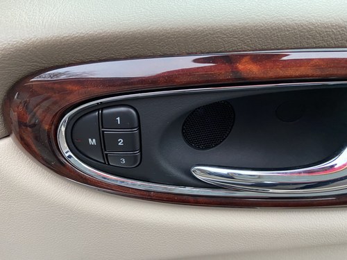 2004 Jaguar XJ8 3.5 V8 SE En venta (imagen 38 de 114)