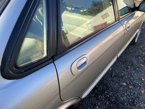 RESERVE LOWERED - 1999 Jaguar XJR 4.0 V8 Supercharged Te koop (foto 57 van 98)