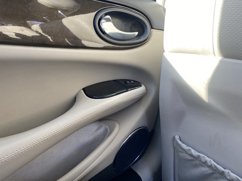 RESERVE LOWERED - 1999 Jaguar XJR 4.0 V8 Supercharged Te koop (foto 34 van 98)