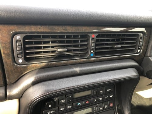 1995 Jaguar XJR Manual (X300) Te koop (foto 29 van 103)